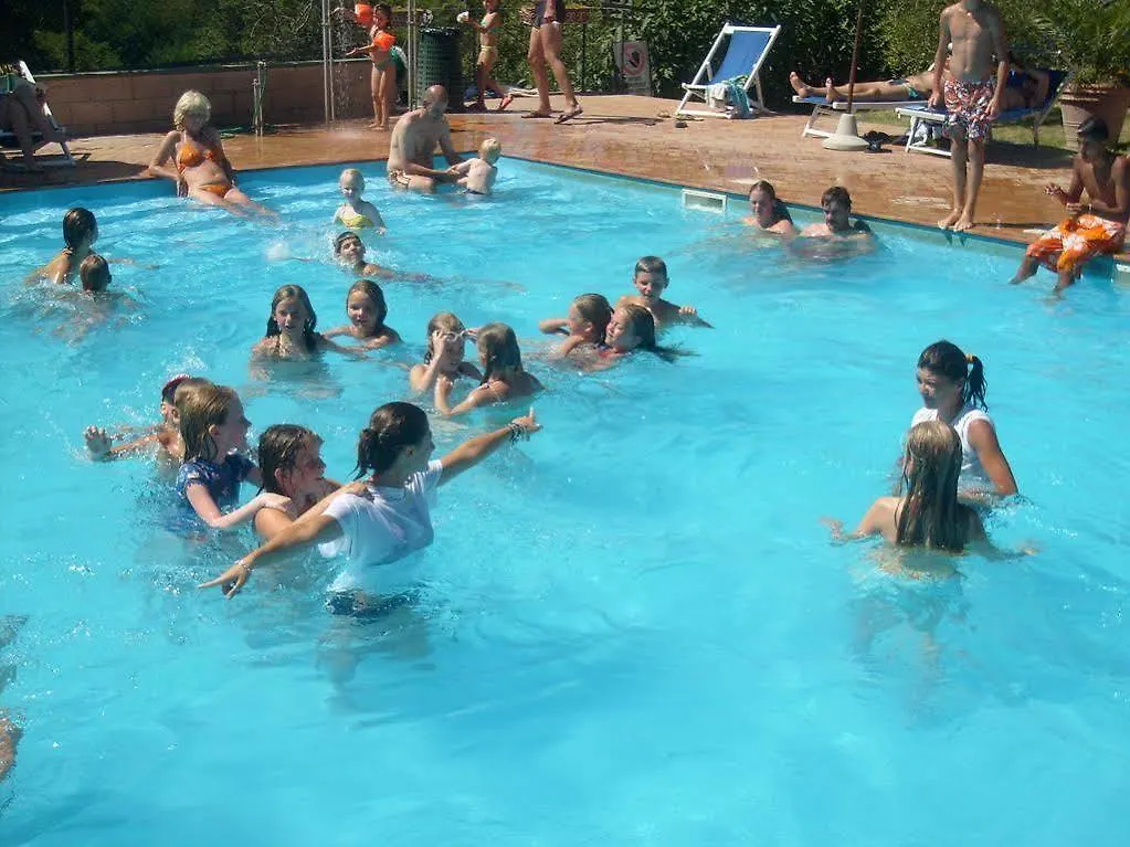 Toscana Holiday Village Montopoli in Val dʼArno 3*,